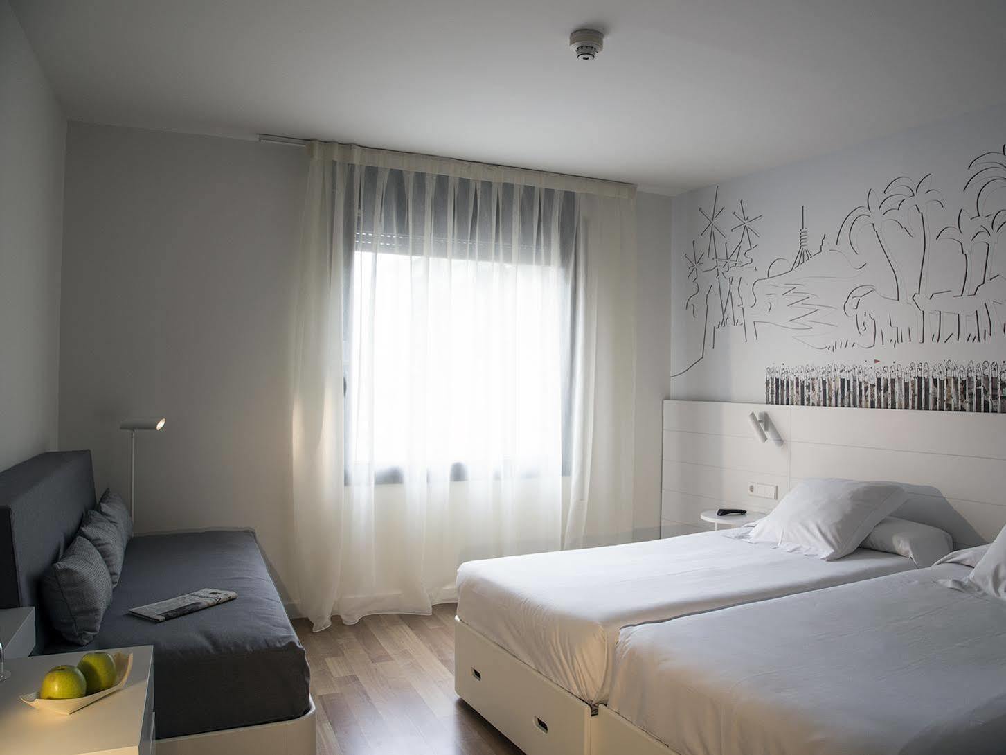 Pol & Grace Hotell